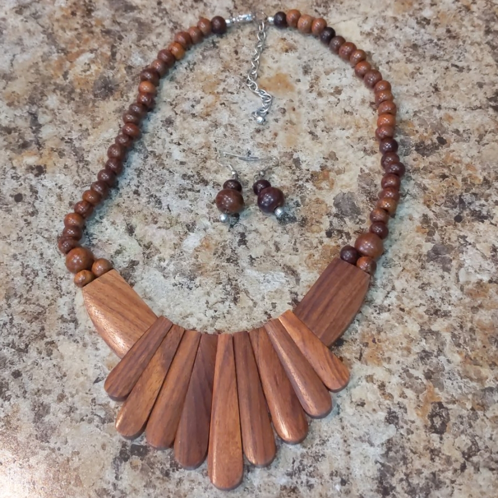 Boho Wood Fashion Necklace and Earrings